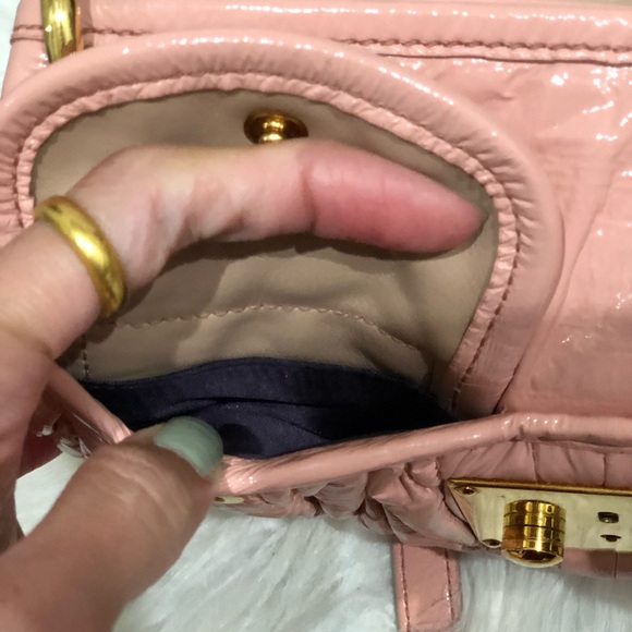 Miumiu - Picture 7 of 9